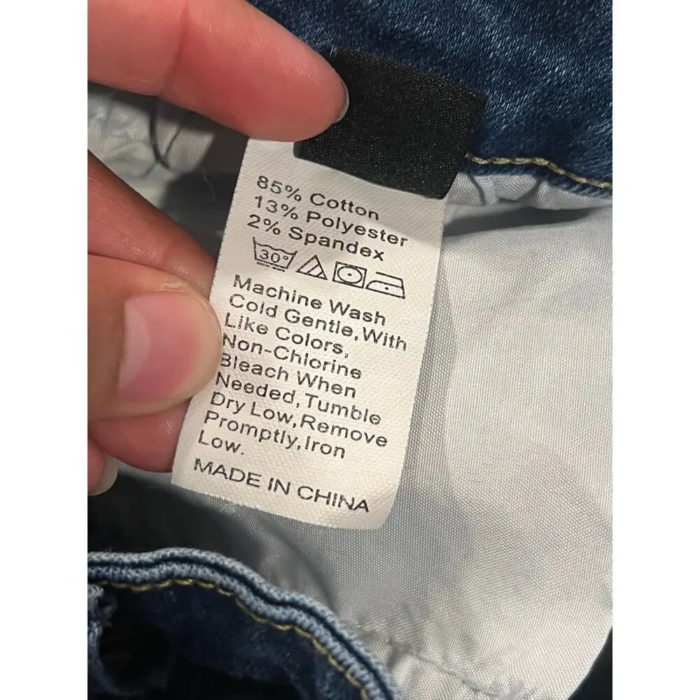 SHEIN Women's Size 2XL Distressed Jean Shorts - Picture 5 of 6